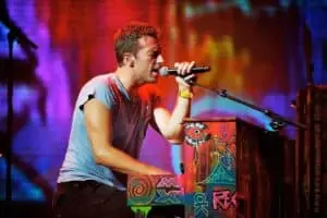 Coldplay reaches new global tour attendance record and surpasses Taylor Swift