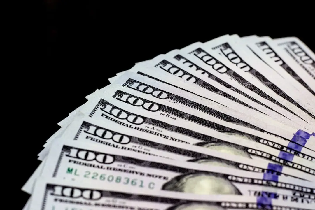 dólar
