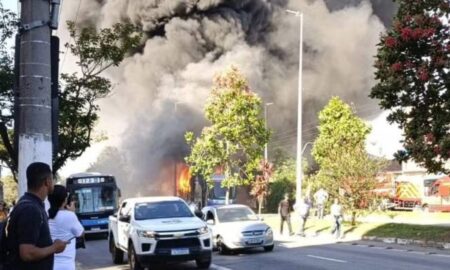 onibus fogo