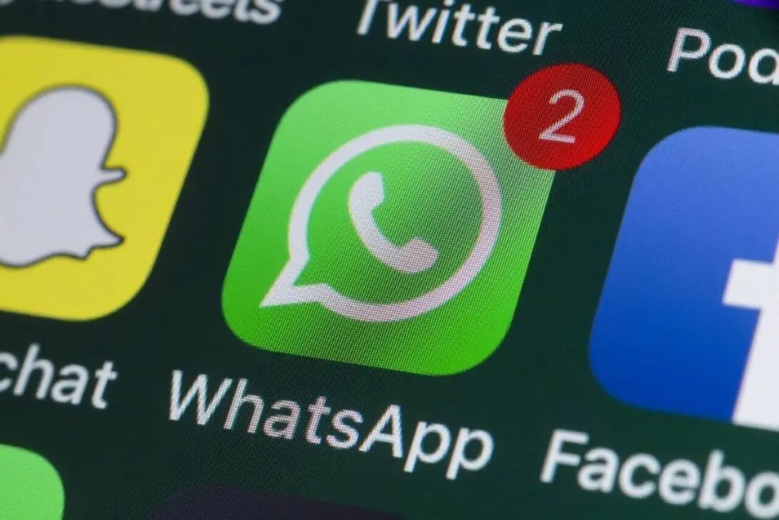 WhatsApp Messenger מעדכן את פונקציית ‘אודות’ עם טיימר ואפשרויות פרטיות נוספות למשתמשים