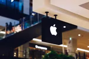Nieuwe Europese regel dwingt Apple om de internetverbinding tussen iPhone en smartwatch te beperken
