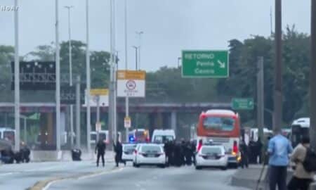 Av. Brasil interditada em operação Policial