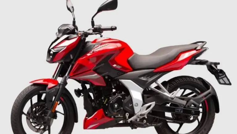 Bajaj Pulsar N150 -