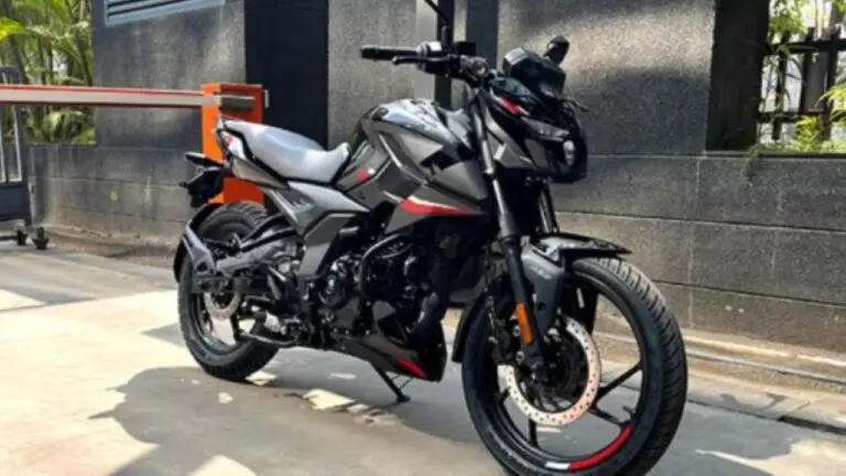 Bajaj Pulsar N150