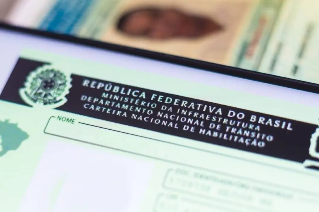 Governo lança renovação automática da CNH para motoristas sem infrações em dezembro de 2025