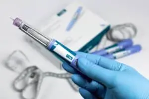Anvisa autoriza primeira caneta emagrecedora genérica do Brasil