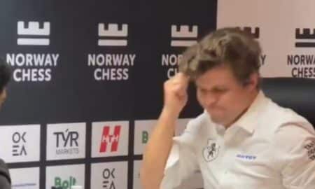 Carlsen se irrita ao ser derrotado por Gukesh