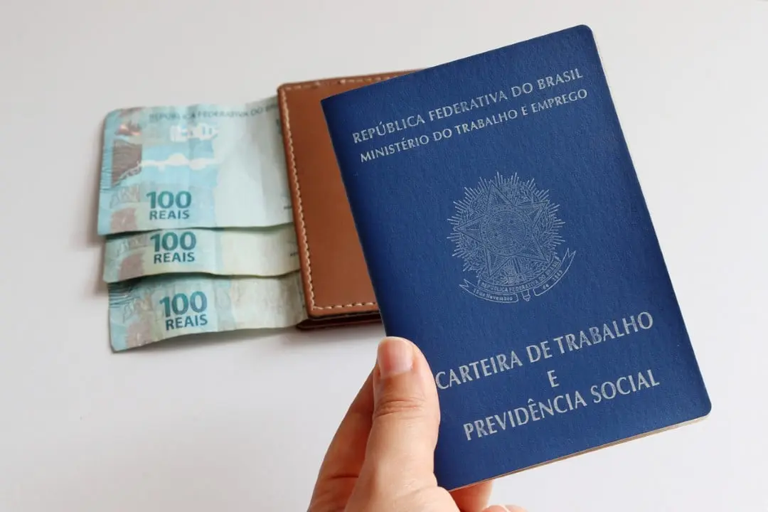 Carteira de Trabalho, salário mínimo