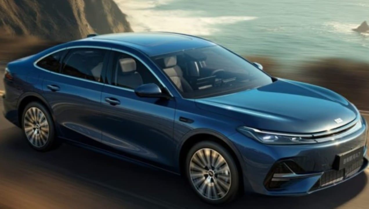 Geely Galaxy A7 EM-i