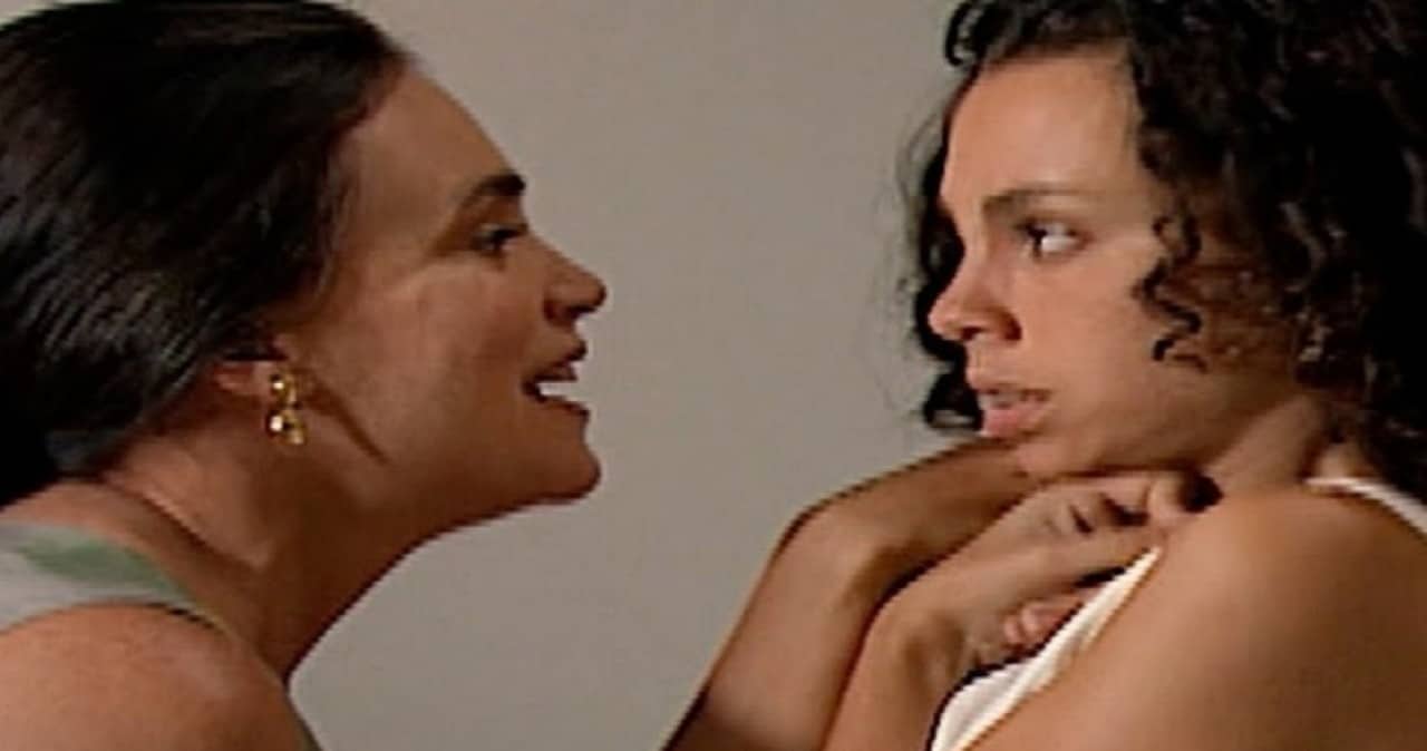 Helena e Joyce em História de Amor