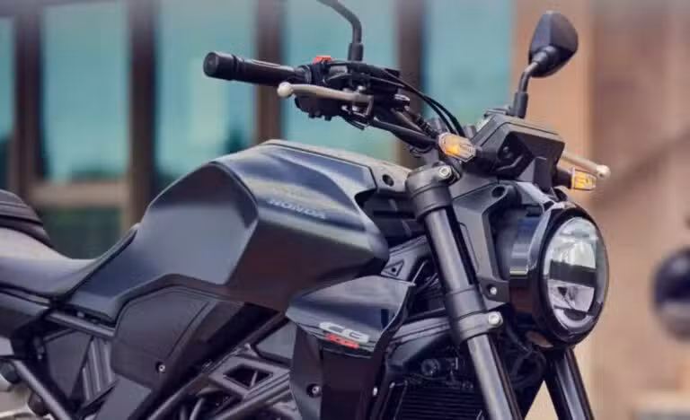 Honda CB 300R -
