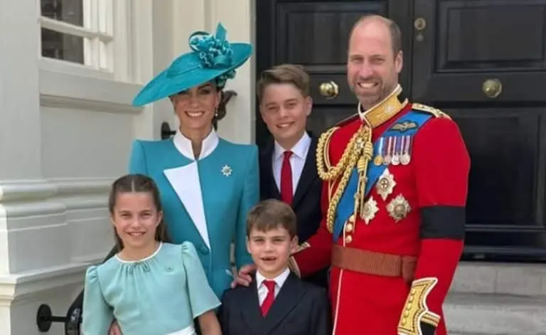 Kate Middleton e Harry com os filhos
