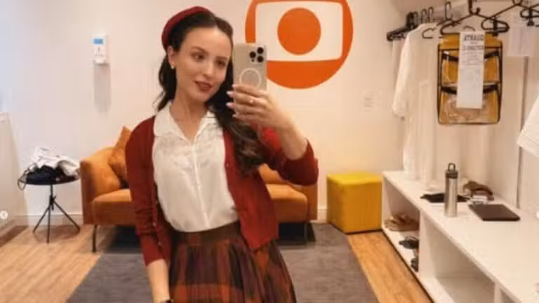 Larissa Manoela