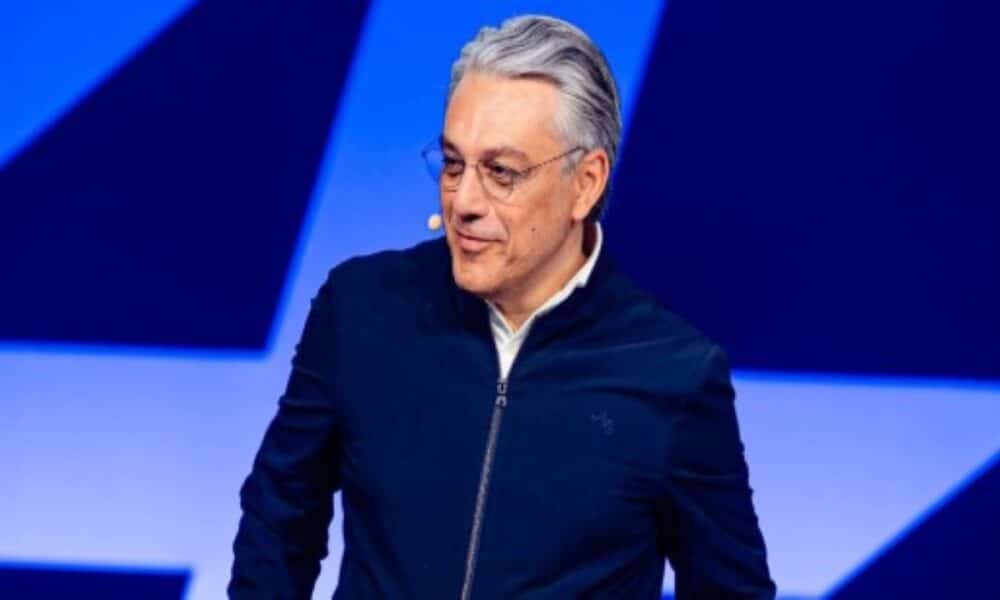 De Meo sai da Renault após recuperação histórica e assume Kering, de Gucci e Balenciaga