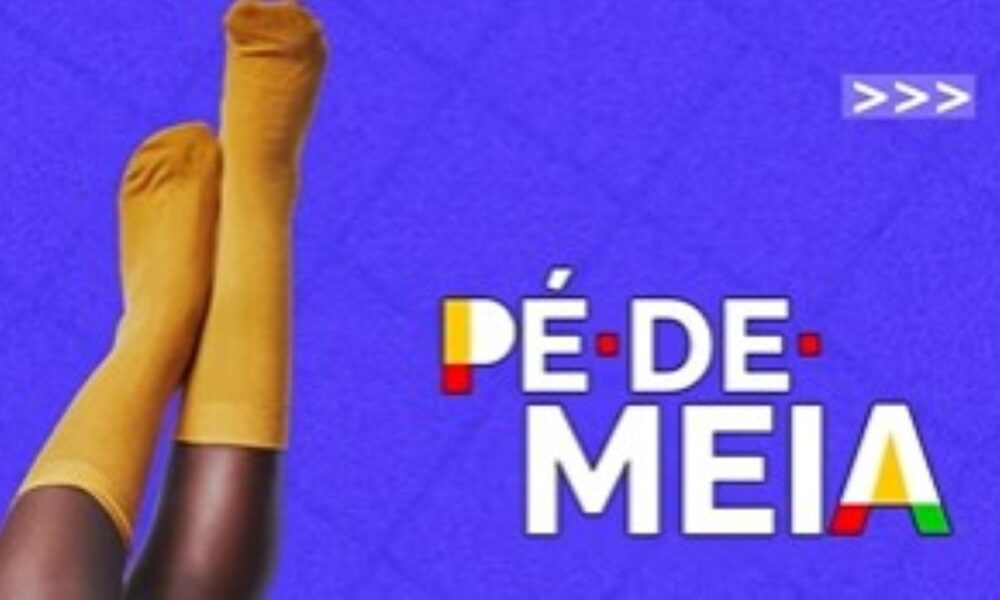 Caixa deposita 8ª parcela do Pé-de-Meia de R$ 200 em 25 de novembro para nascidos de março e abril