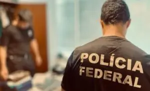 Polícia Federal apreende R$ 287 mil em sacos de lixo na casa de servidor do INSS