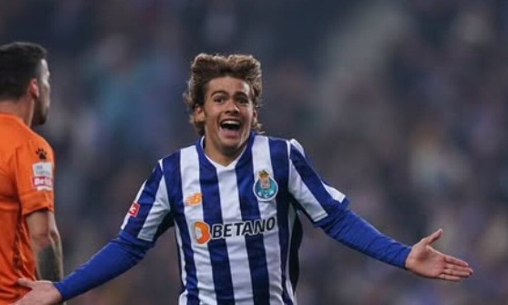 Golaço de Mora garante empate do Porto contra Al Ahly em Nova Jersey