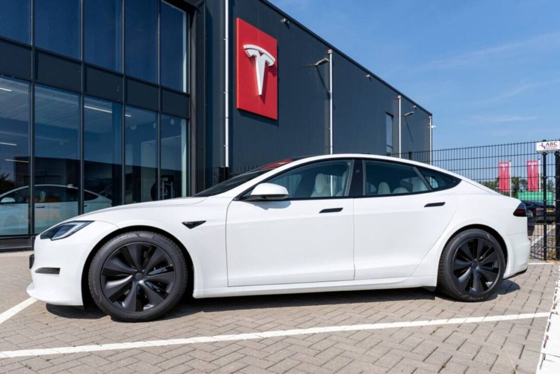 Tesla Model S