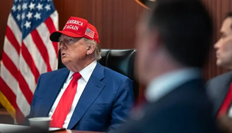 Trump EUA Guerra