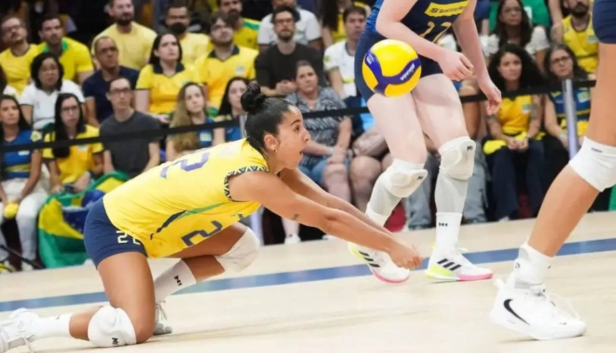Volei brasil perde para Italia