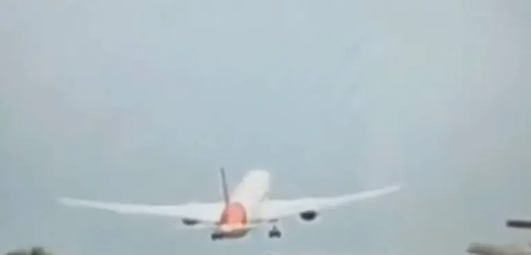 aviao india