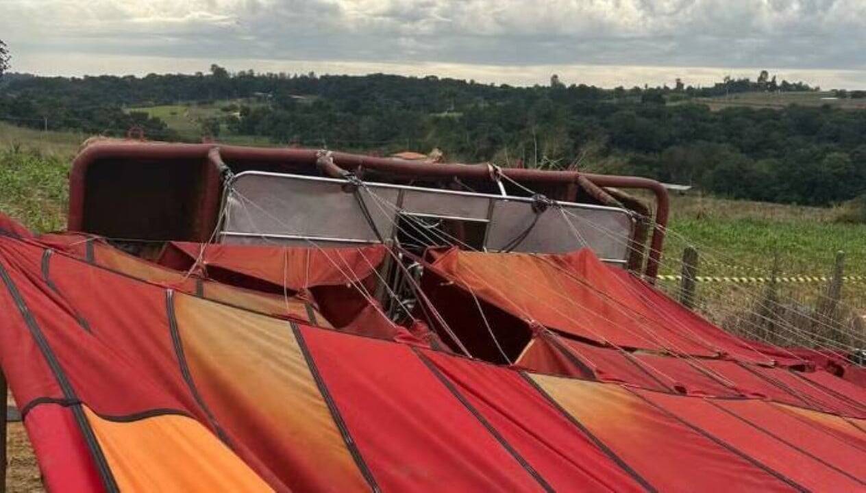 Balão com mais de 30 pessoas caiu em área rural de Capela do Alto (SP) — Foto: Arquivo Pessoal