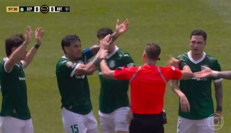 penalti palmeiras