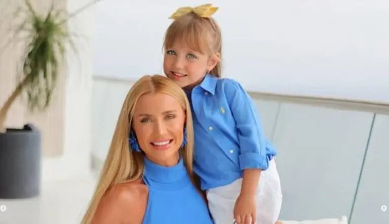 Ana Paula Siebert e Vicky