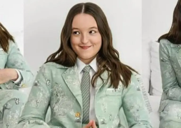Bella Ramsey.