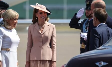 Brigitte Macron, Kate Middleton, Emmanuel Macron e príncipe William
