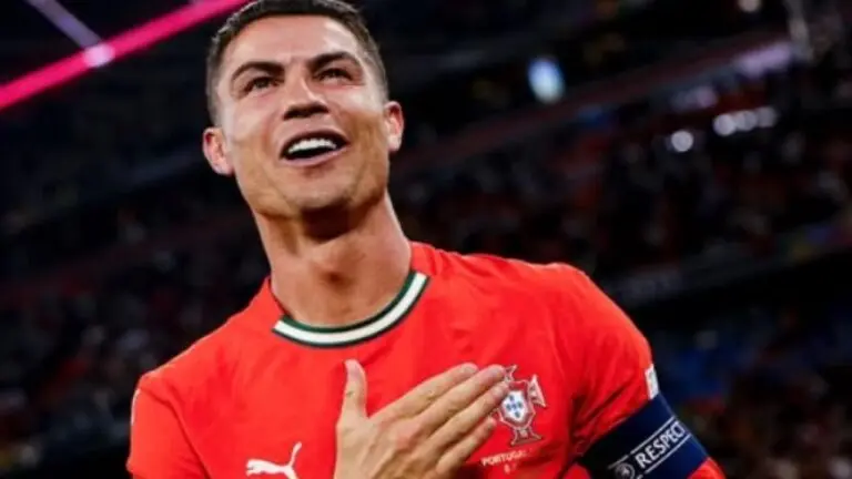 CR7