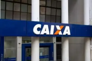 CAIXA paga abono salarial a nascidos em março e abril com R$ 4,7 bilhões