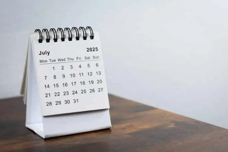 Calendário Feriado