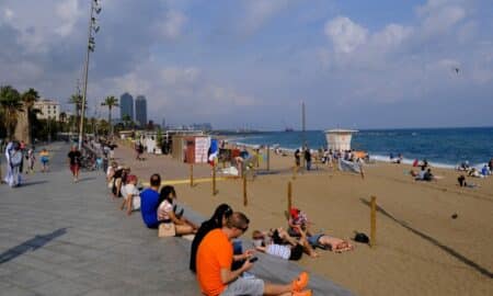 Calor praia em Barcelona