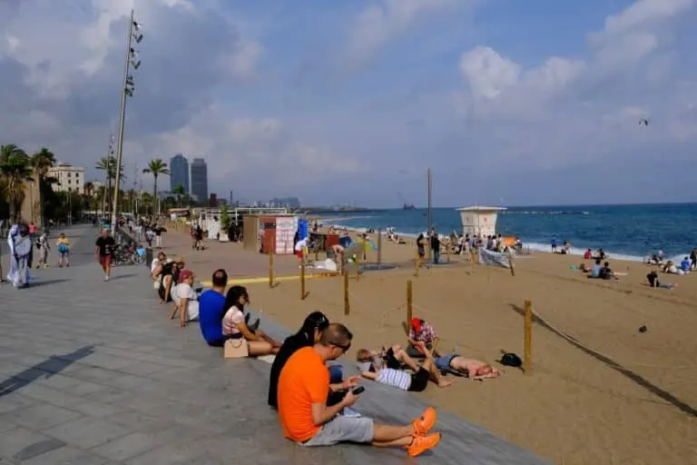 Calor praia em Barcelona