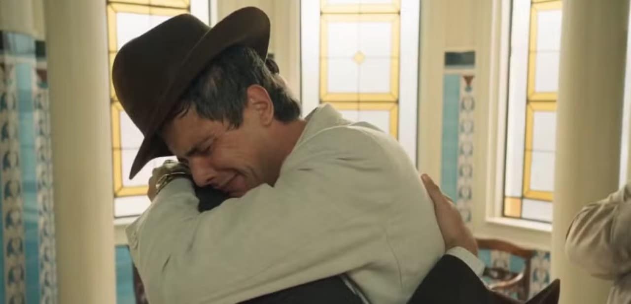 Candinho chora pela morte de sua mãe em Êta Mundo Melhor!