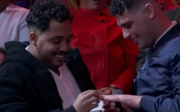 Casal no Domingao