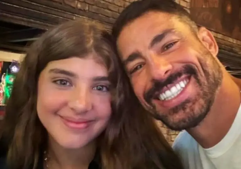 Cauã Reymond e Sofia