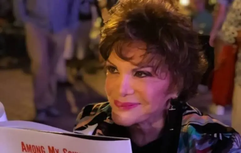 Connie Francis, ícone dos anos 60, morre aos 87 anos em hospital na Flórida