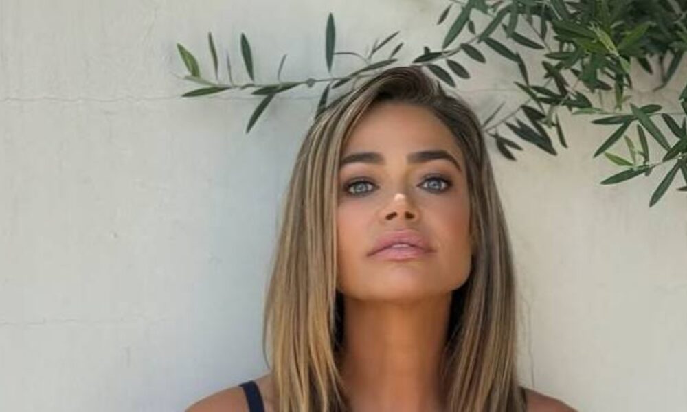 Denise Richards accuses Aaron Phypers of domestic violence, wins restraining order