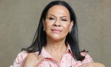Dona Ruth emociona ao abrir álbum com Léo e Marília Mendonça após audiência