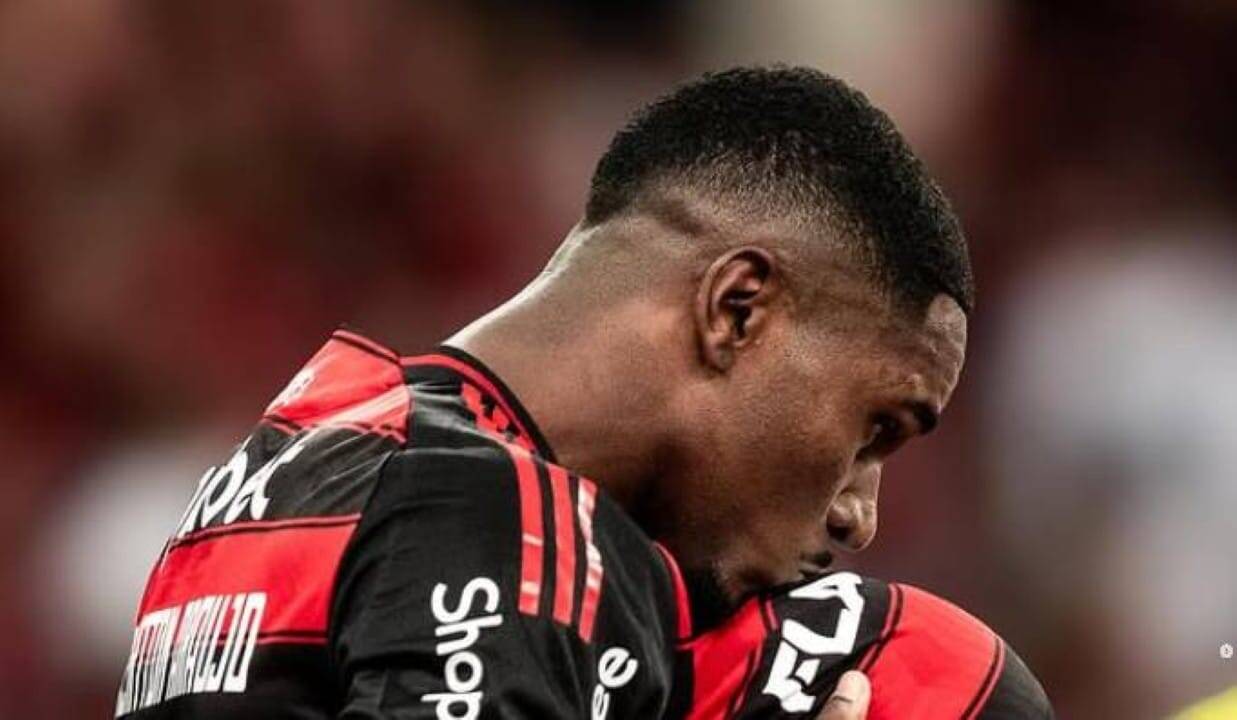 Volante do Flamengo, Evertton Araújo, pode ser negociado com clubes europeus
