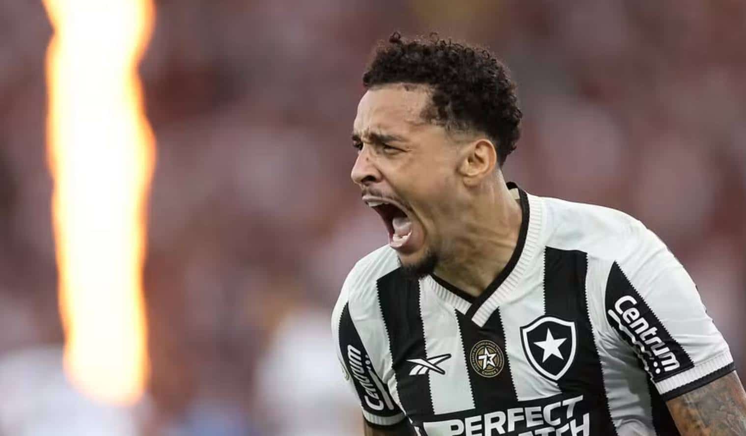 Gregore comemora gol do título sobre o São Paulo — Foto: Vitor Silva / Botafogo