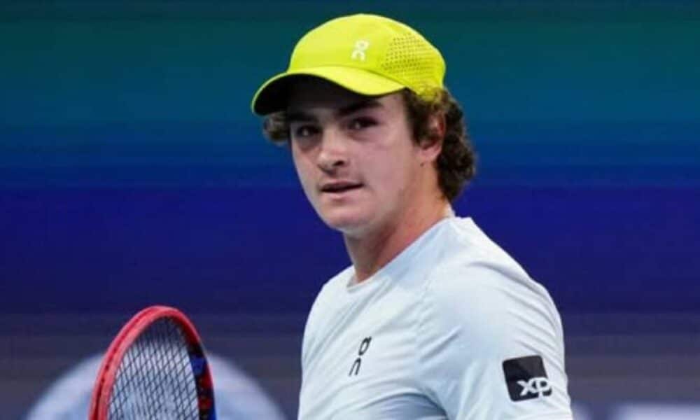 Wimbledon 2025 ao vivo: João Fonseca busca virada contra Nicolás Jarry no terceiro set na quadra 2 do All England Club