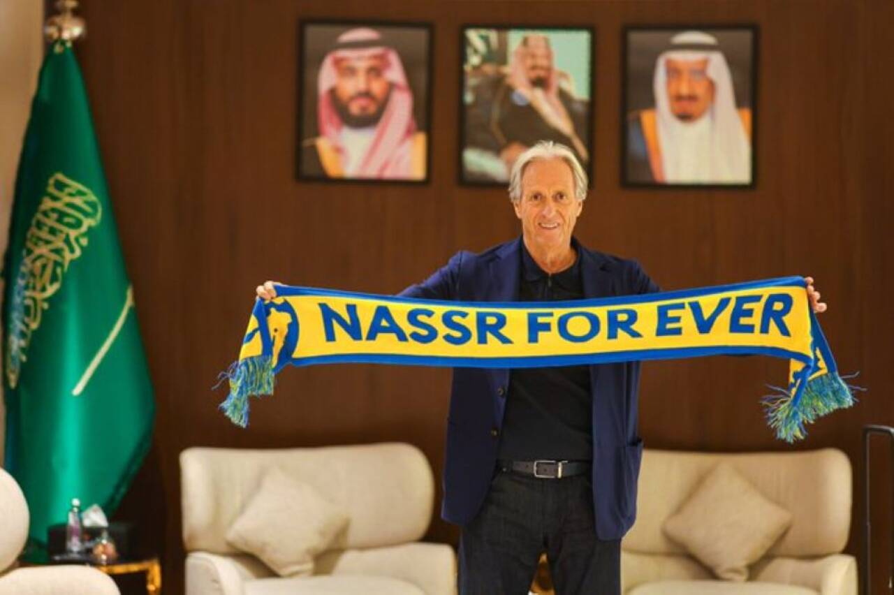 Jorge Jesus junta-se a Cristiano Ronaldo no Al-Nassr e revela recusa à Seleção Brasileira
