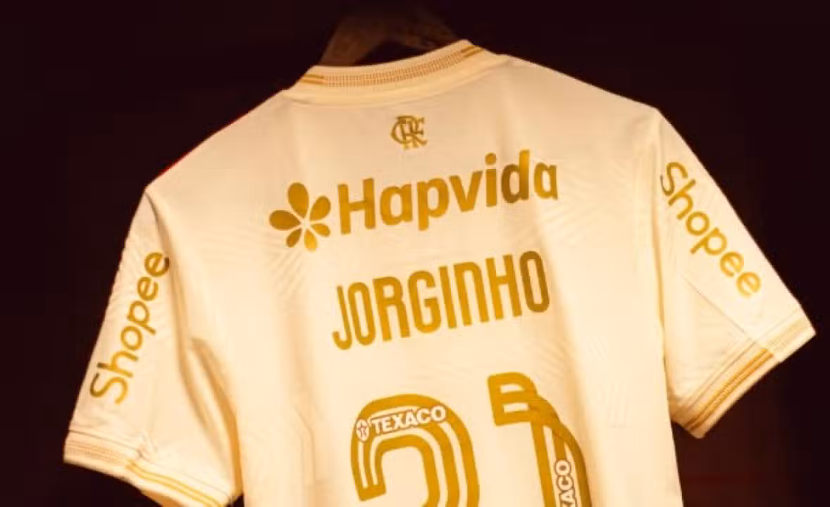 Jorginho Flamengo 3 camisa