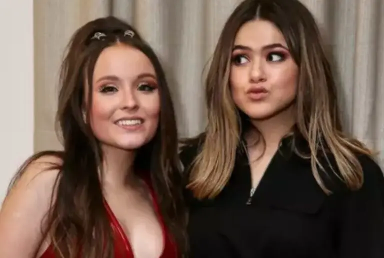 Larissa Manoela e Maisa