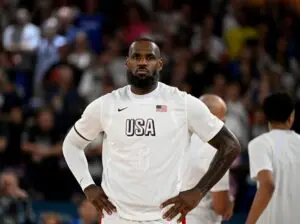 Philadelphia 76ers oficializa contratação de LeBron James e movimenta mercado da NBA
