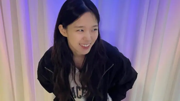 Lee Seo Yi