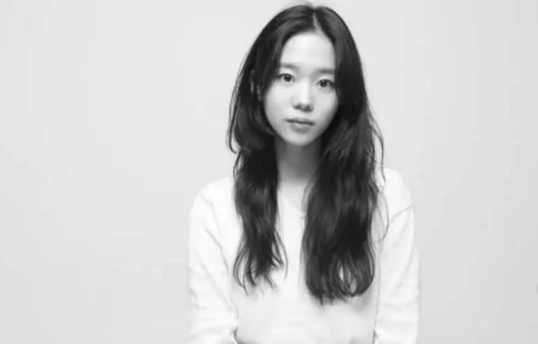 Lee Seo Yi